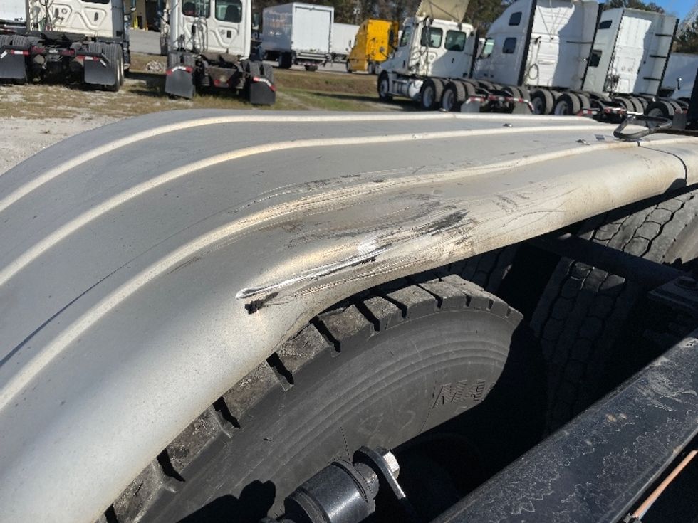 Sleeper Tractor-Heavy Duty Tractors-Freightliner-2020-T12664ST-Garden City-GA-341,077\n\t\tmiles-$ 73,000 - Image 25