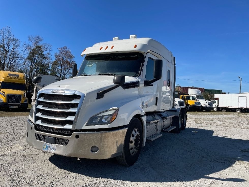 Sleeper Tractor-Heavy Duty Tractors-Freightliner-2020-T12664ST-Garden City-GA-341,077\n\t\tmiles-$ 73,000 - Image 3