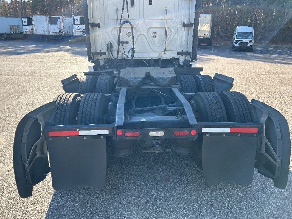 Sleeper Tractor-Heavy Duty Tractors-Freightliner-2020-T12664ST-Goldsboro-NC-554,191\n\t\tmiles-$ 55,500 - Image 6