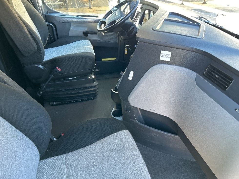 Sleeper Tractor-Heavy Duty Tractors-Freightliner-2020-T12664ST-Goldsboro-NC-610,253\n\t\tmiles-$ 51,500 - Image 15