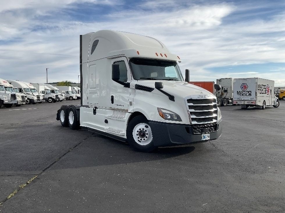 Sleeper Tractor-Heavy Duty Tractors-Freightliner-2020-T12664ST-Greeley-CO-381,884\n\t\tmiles-$ 76,250 - Image 1