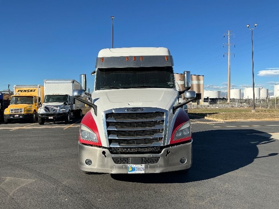 Sleeper Tractor-Heavy Duty Tractors-Freightliner-2020-T12664ST-Greeley-CO-456,460\n\t\tmiles-$ 73,750 - Image 2
