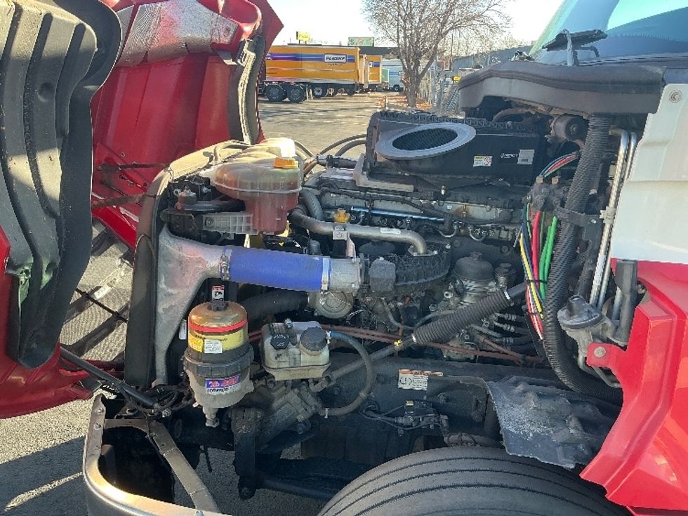 Sleeper Tractor-Heavy Duty Tractors-Freightliner-2020-T12664ST-Greeley-CO-456,460\n\t\tmiles-$ 73,750 - Image 21