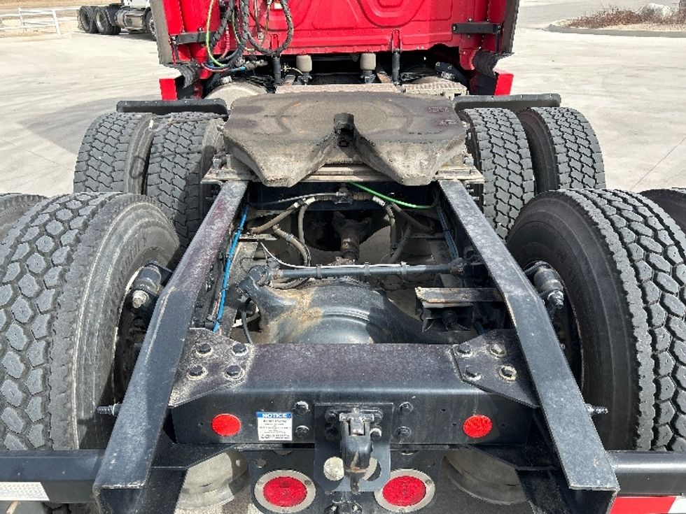 Sleeper Tractor-Heavy Duty Tractors-Freightliner-2020-T12664ST-Greeley-CO-547,872\n\t\tmiles-$ 58,000 - Image 6