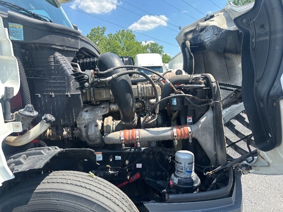 Sleeper Tractor-Heavy Duty Tractors-Freightliner-2020-T12664ST-Greensboro-NC-494,636\n\t\tmiles-$ 56,500 - Image 19