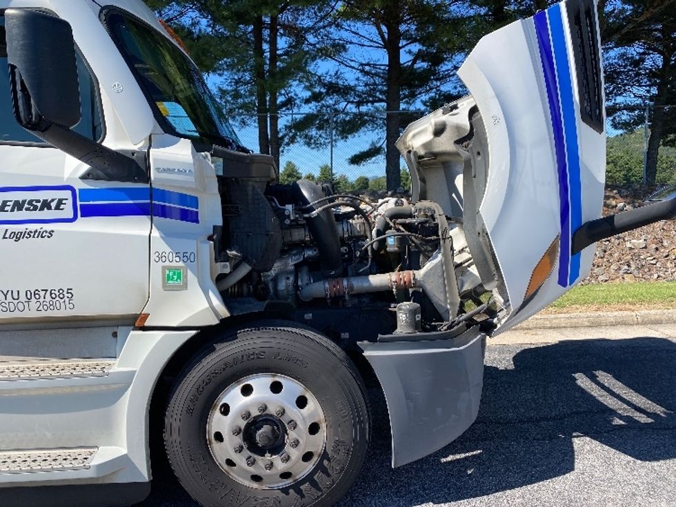 Sleeper Tractor-Heavy Duty Tractors-Freightliner-2020-T12664ST-Greensboro-NC-599,992\n\t\tmiles-$ 66,750 - Image 19