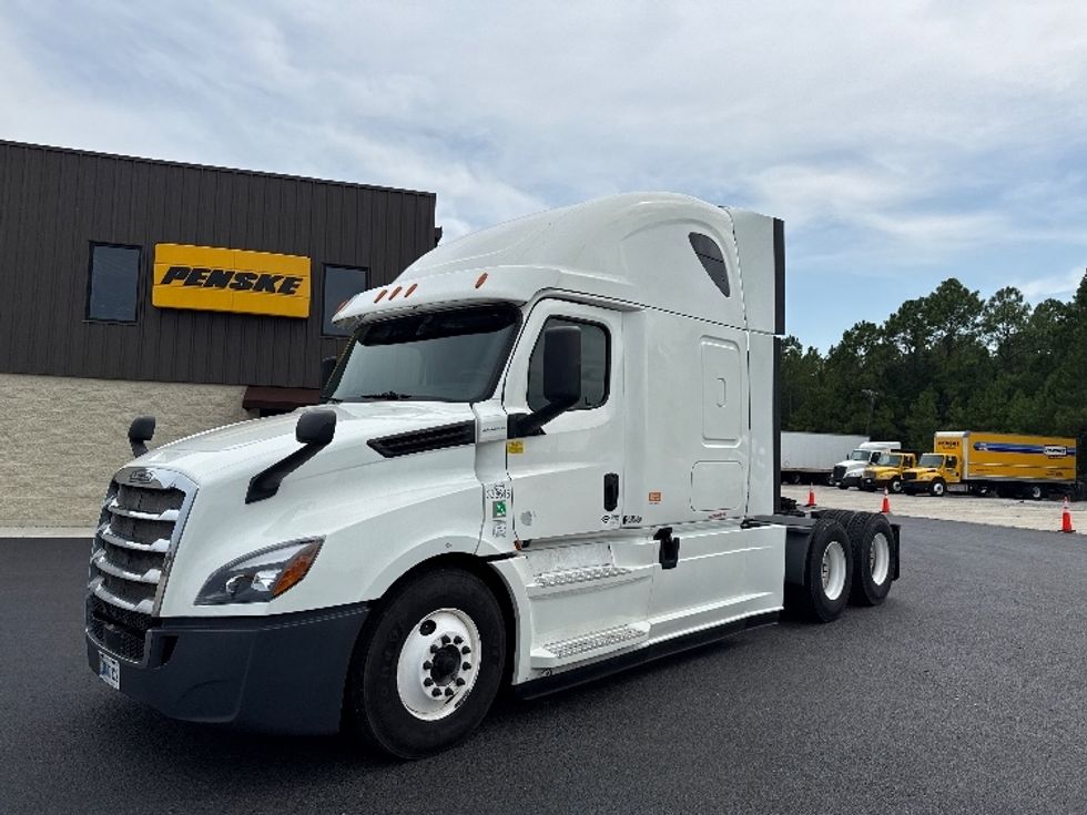 Sleeper Tractor-Heavy Duty Tractors-Freightliner-2020-T12664ST-Gulfport-MS-508,276\n\t\tmiles-$ 65,250 - Image 3