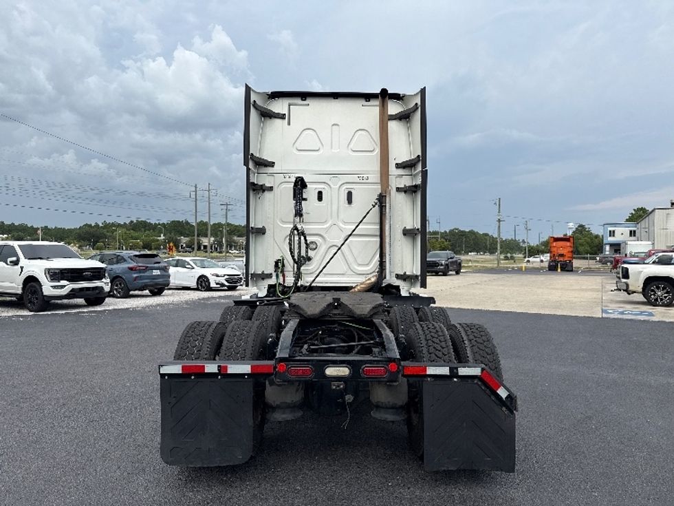 Sleeper Tractor-Heavy Duty Tractors-Freightliner-2020-T12664ST-Gulfport-MS-508,276\n\t\tmiles-$ 65,250 - Image 6