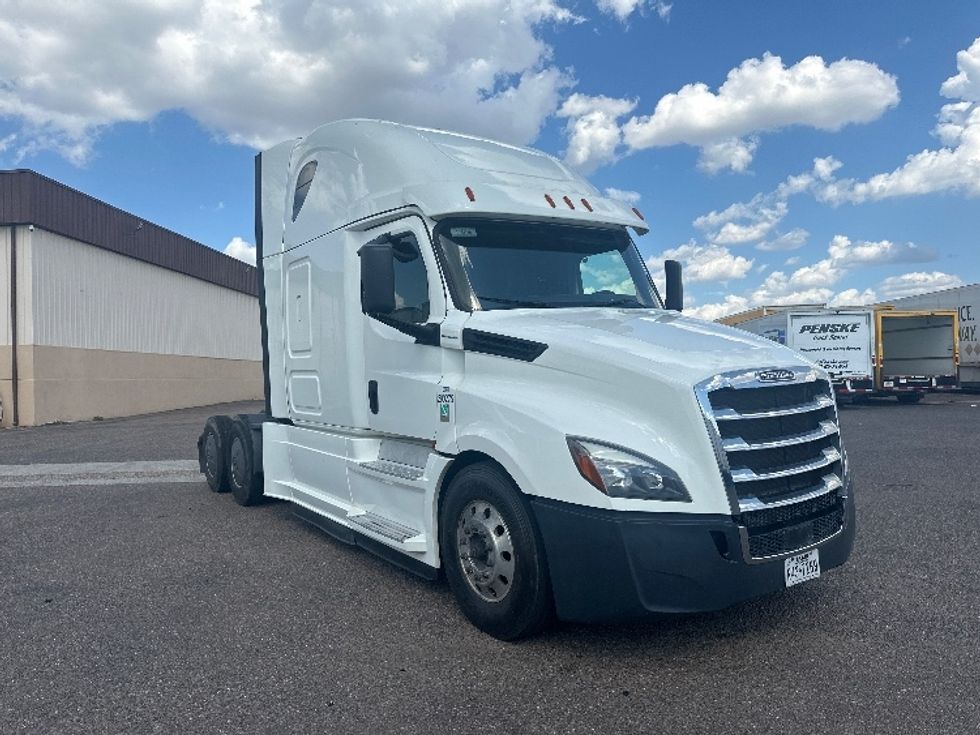 Your Next Used 2020 Freightliner T12664ST, 290275, Is For Sale And