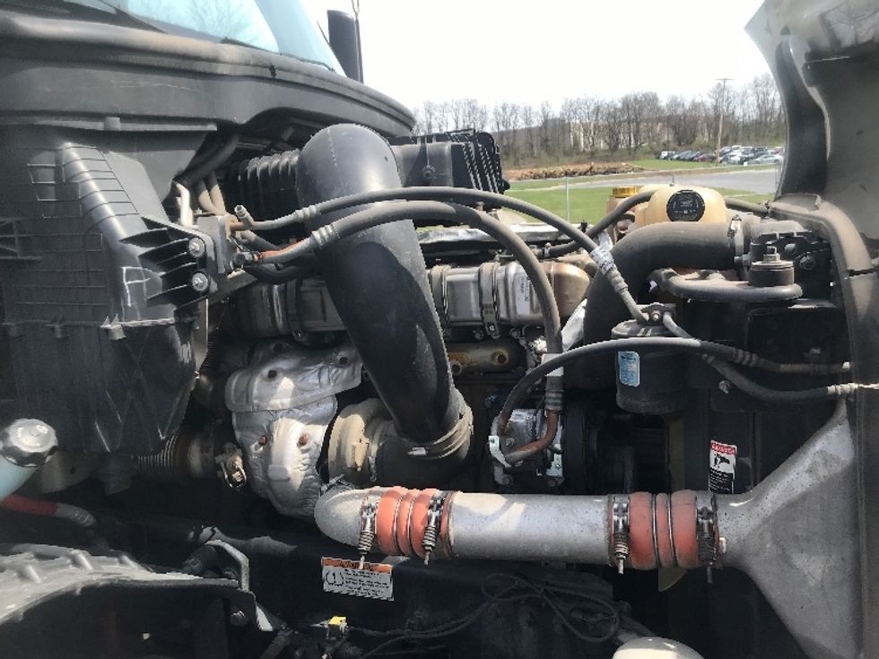 Sleeper Tractor-Heavy Duty Tractors-Freightliner-2020-T12664ST-Harrisburg-PA-566,394\n\t\tmiles-$ 51,250 - Image 20