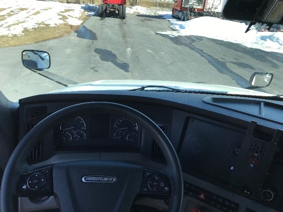 Sleeper Tractor-Heavy Duty Tractors-Freightliner-2020-T12664ST-Harrisonburg-VA-644,986\n\t\tmiles-$ 47,250 - Image 11