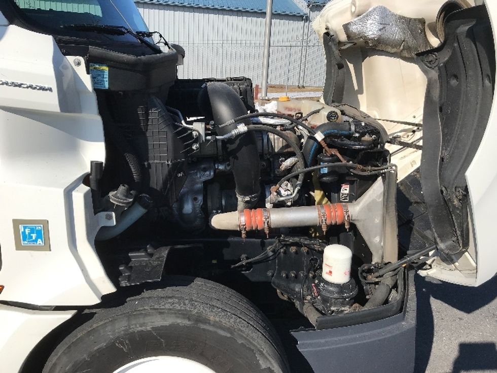 Sleeper Tractor-Heavy Duty Tractors-Freightliner-2020-T12664ST-Harrisonburg-VA-644,986\n\t\tmiles-$ 47,250 - Image 19