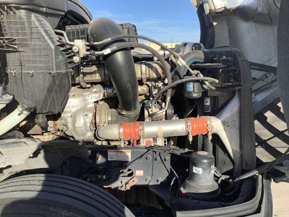 Sleeper Tractor-Heavy Duty Tractors-Freightliner-2020-T12664ST-Houston-TX-564,986\n\t\tmiles-$ 58,250 - Image 20