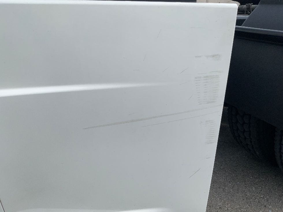 Sleeper Tractor-Heavy Duty Tractors-Freightliner-2020-T12664ST-Indianapolis-IN-671,362\n\t\tmiles-$ 46,750 - Image 22