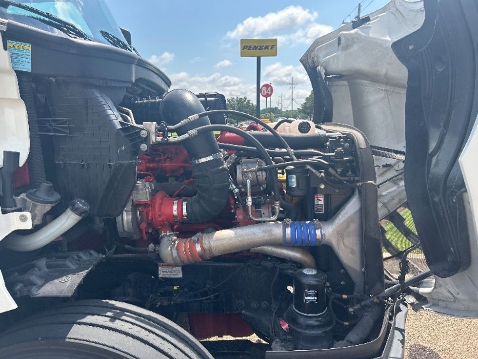 Sleeper Tractor-Heavy Duty Tractors-Freightliner-2020-T12664ST-Jackson-MS-446,244\n\t\tmiles-$ 69,250 - Image 20