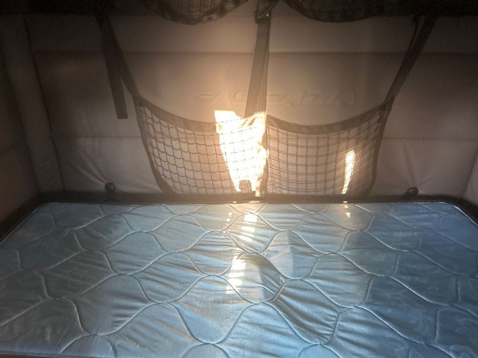 Sleeper Tractor-Heavy Duty Tractors-Freightliner-2020-T12664ST-Jackson-MS-534,974\n\t\tmiles-$ 15,000 - Image 14