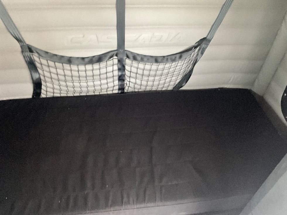 Sleeper Tractor-Heavy Duty Tractors-Freightliner-2020-T12664ST-Kansas City-MO-251,915\n\t\tmiles-$ 83,250 - Image 15