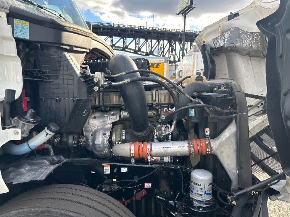 Sleeper Tractor-Heavy Duty Tractors-Freightliner-2020-T12664ST-Kearny-NJ-505,651\n\t\tmiles-$ 59,250 - Image 20