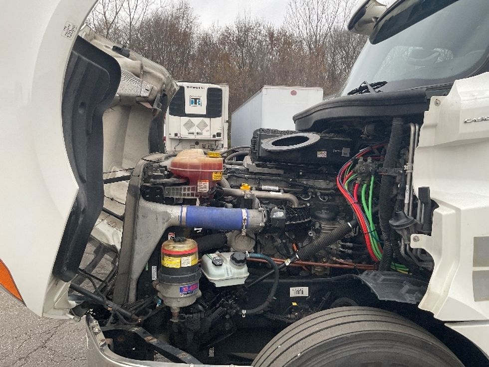 Sleeper Tractor-Heavy Duty Tractors-Freightliner-2020-T12664ST-La Porte-IN-447,943\n\t\tmiles-$ 65,500 - Image 21