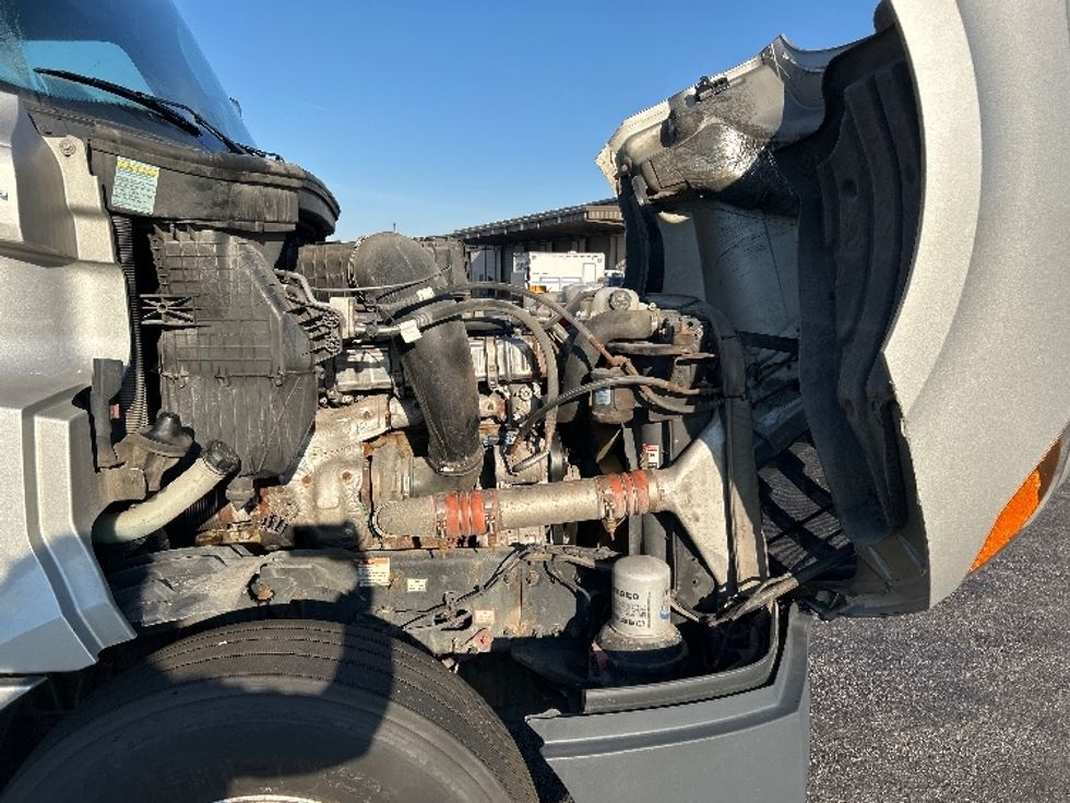 Sleeper Tractor-Heavy Duty Tractors-Freightliner-2020-T12664ST-La Porte-IN-483,956\n\t\tmiles-$ 58,750 - Image 20