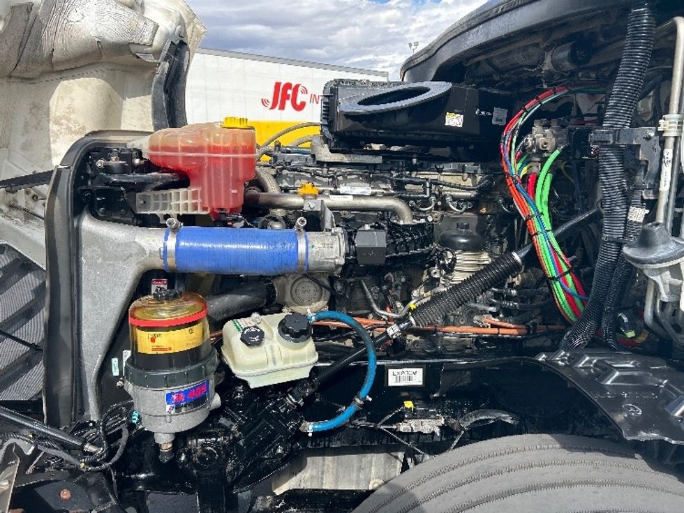 Sleeper Tractor-Heavy Duty Tractors-Freightliner-2020-T12664ST-Las Vegas-NV-311,960\n\t\tmiles-$ 81,250 - Image 21