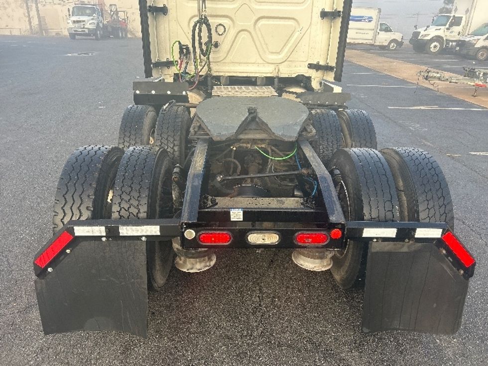 Sleeper Tractor-Heavy Duty Tractors-Freightliner-2020-T12664ST-Little Rock-AR-537,894\n\t\tmiles-$ 55,250 - Image 6