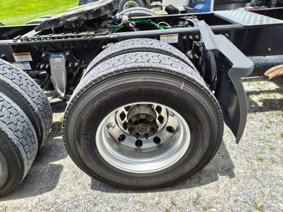 Sleeper Tractor-Heavy Duty Tractors-Freightliner-2020-T12664ST-Meridian-MS-522,209\n\t\tmiles-$ 55,250 - Image 20