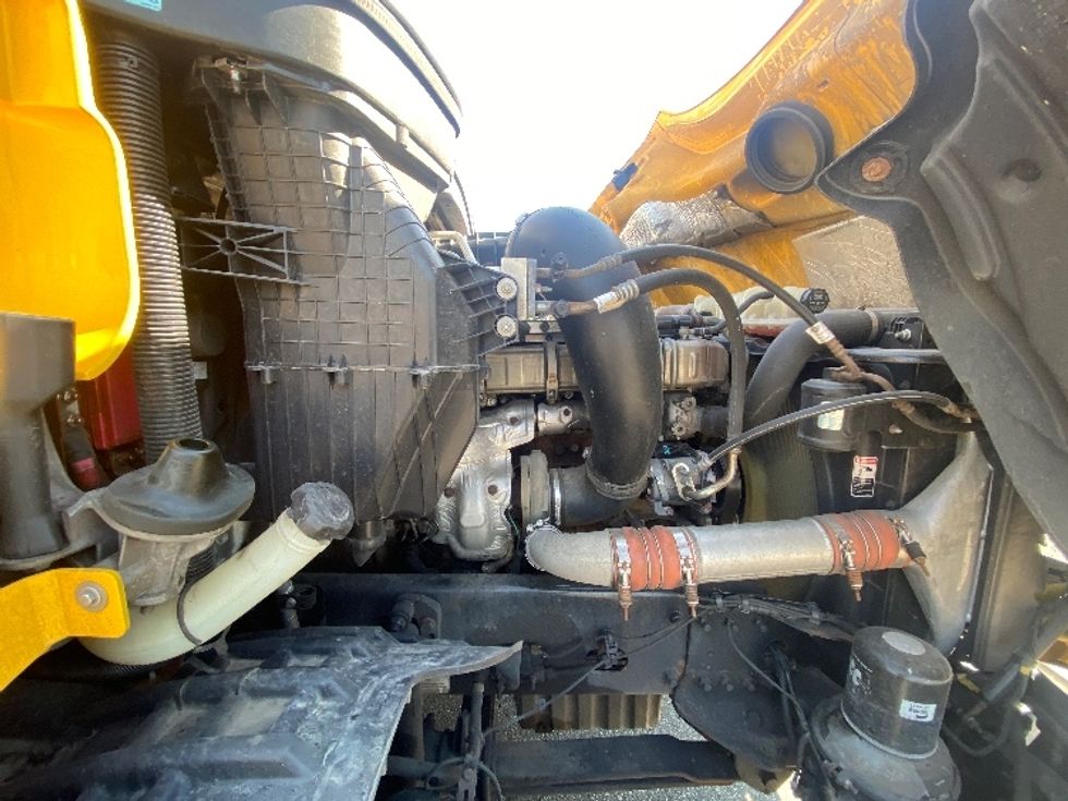 Sleeper Tractor-Heavy Duty Tractors-Freightliner-2020-T12664ST-Mississauga-ON-1,220,744\n\t\tkm-$ 56,750 - Image 20