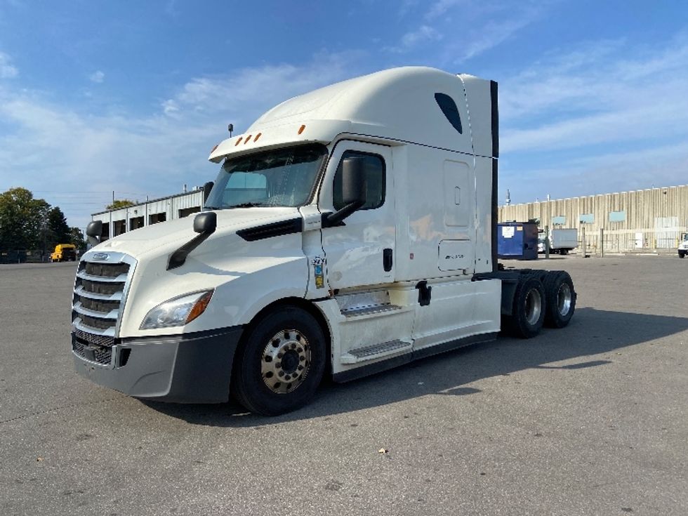 Sleeper Tractor-Heavy Duty Tractors-Freightliner-2020-T12664ST-Mississauga-ON-873,203\n\t\tkm-$ 77,250 - Image 3