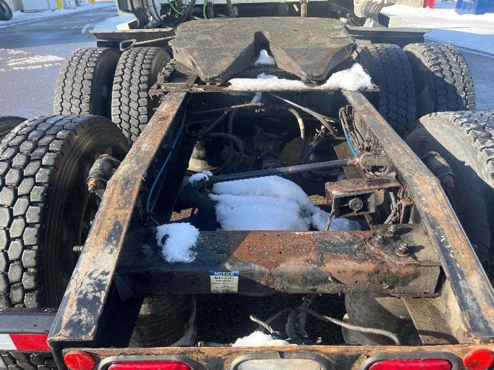 Sleeper Tractor-Heavy Duty Tractors-Freightliner-2020-T12664ST-Mississauga-ON-875,292\n\t\tkm-$ 73,750 - Image 6