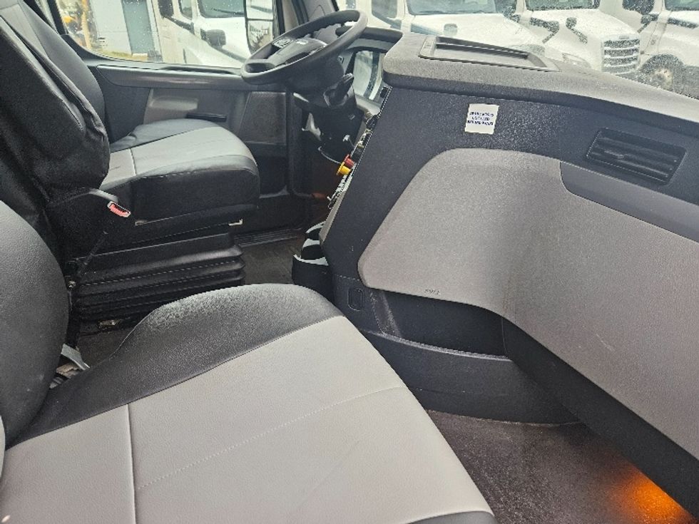 Sleeper Tractor-Heavy Duty Tractors-Freightliner-2020-T12664ST-Moberly-MO-498,513\n\t\tmiles-$ 60,250 - Image 15