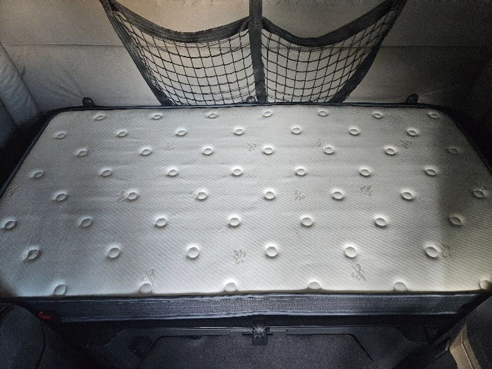 Sleeper Tractor-Heavy Duty Tractors-Freightliner-2020-T12664ST-Moberly-MO-603,094\n\t\tmiles-$ 57,000 - Image 17