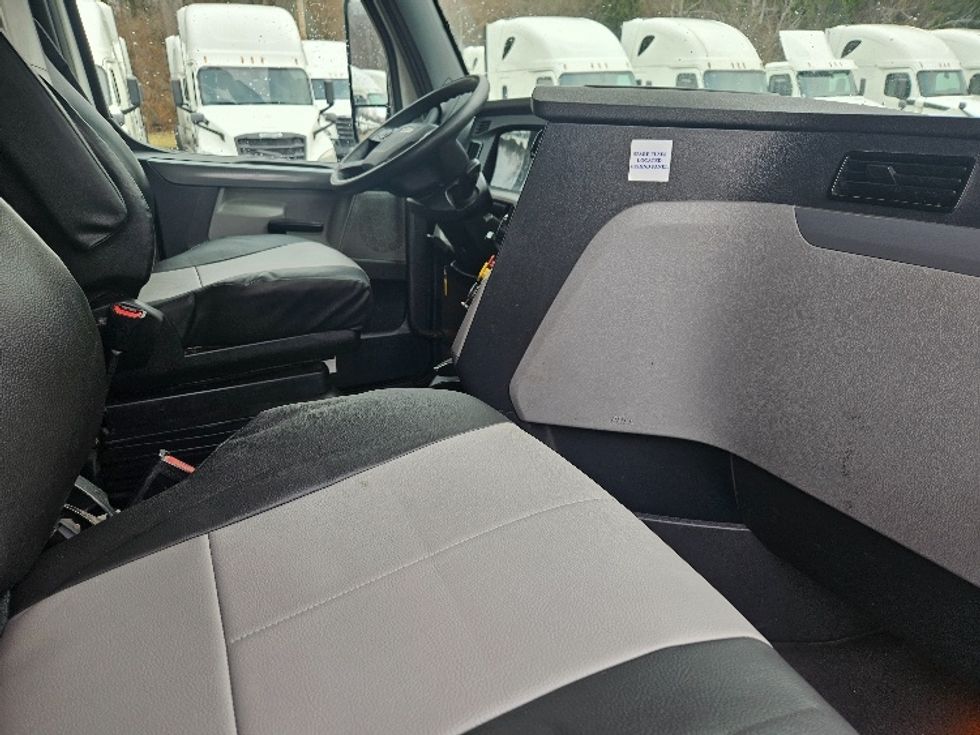 Sleeper Tractor-Heavy Duty Tractors-Freightliner-2020-T12664ST-Moberly-MO-659,567\n\t\tmiles-$ 48,000 - Image 12