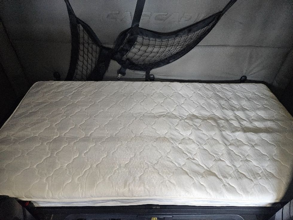 Sleeper Tractor-Heavy Duty Tractors-Freightliner-2020-T12664ST-Moberly-MO-659,567\n\t\tmiles-$ 48,000 - Image 17