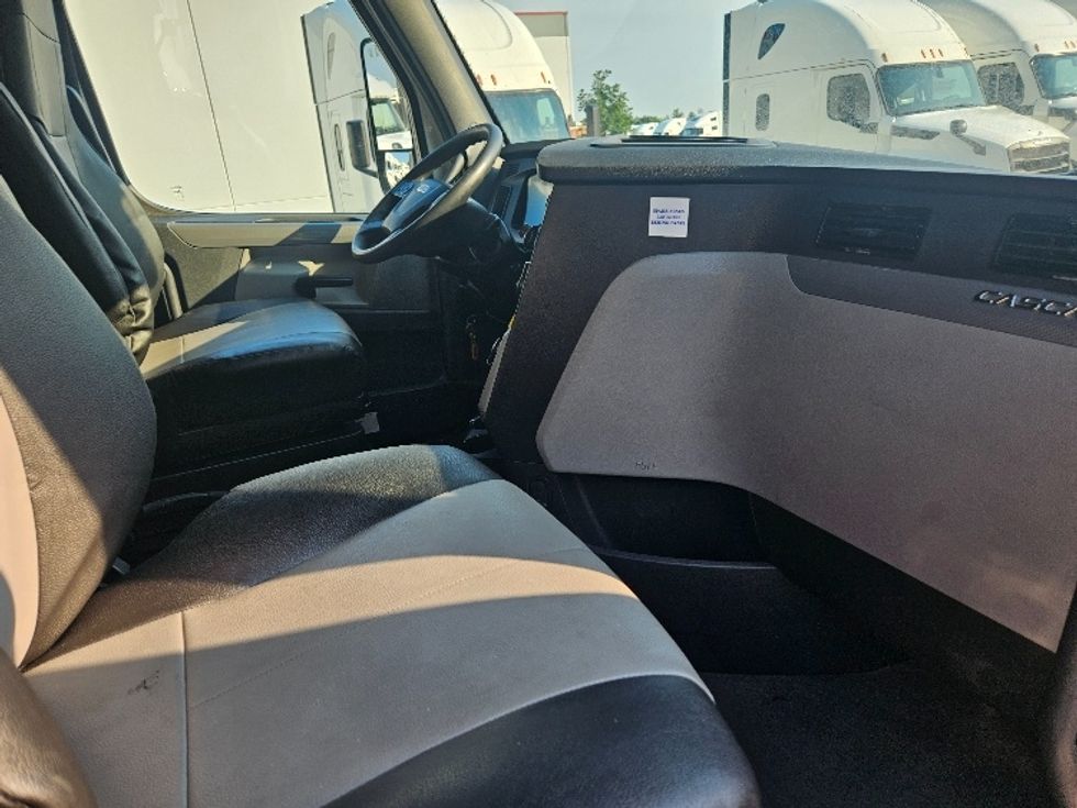 Sleeper Tractor-Heavy Duty Tractors-Freightliner-2020-T12664ST-Moberly-MO-662,980\n\t\tmiles-$ 52,500 - Image 15