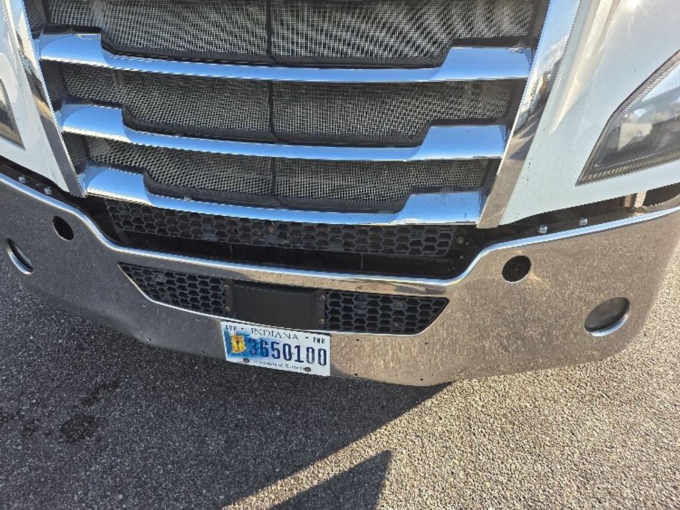 Sleeper Tractor-Heavy Duty Tractors-Freightliner-2020-T12664ST-Mobile-AL-170,310\n\t\tmiles-$ 78,250 - Image 26