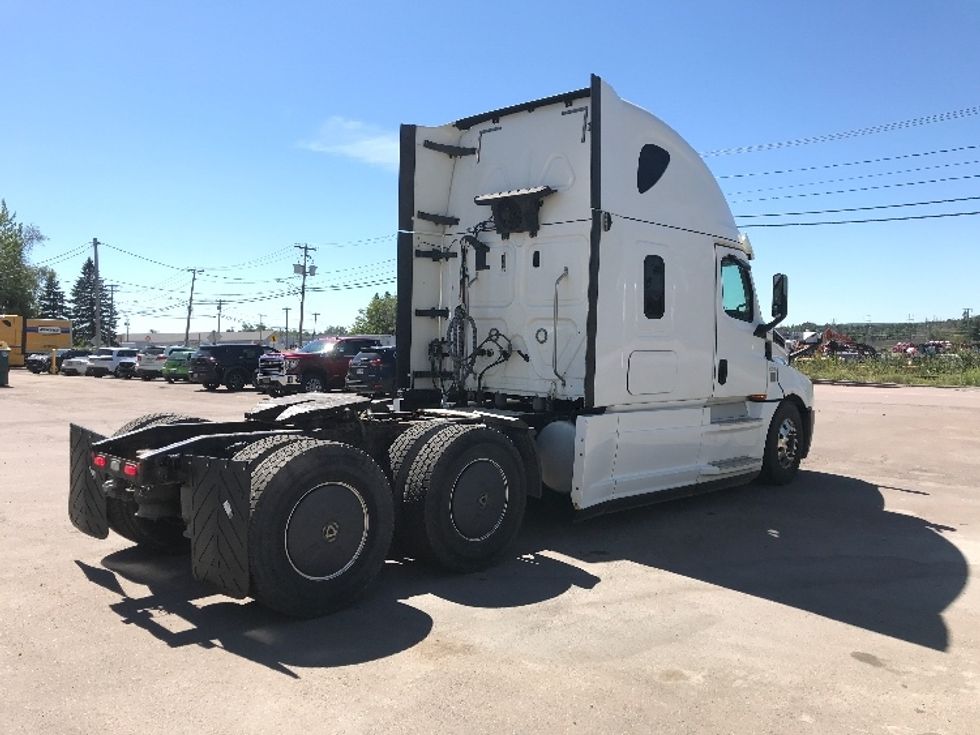 Sleeper Tractor-Heavy Duty Tractors-Freightliner-2020-T12664ST-Moncton-NB-1,029,747\n\t\tkm-$ 67,750 - Image 7