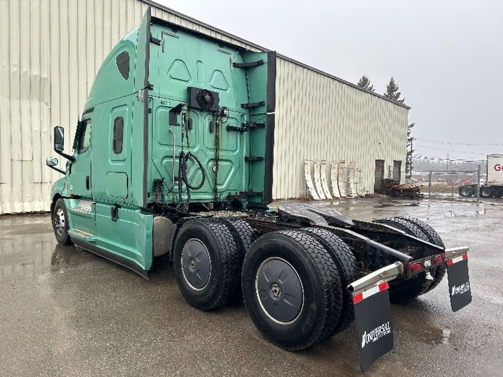 Sleeper Tractor-Heavy Duty Tractors-Freightliner-2020-T12664ST-Moncton-NB-927,847\n\t\tkm-$ 66,000 - Image 5