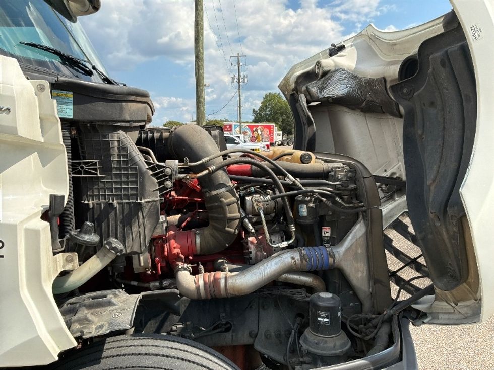Sleeper Tractor-Heavy Duty Tractors-Freightliner-2020-T12664ST-Montgomery-AL-407,581\n\t\tmiles-$ 73,000 - Image 20