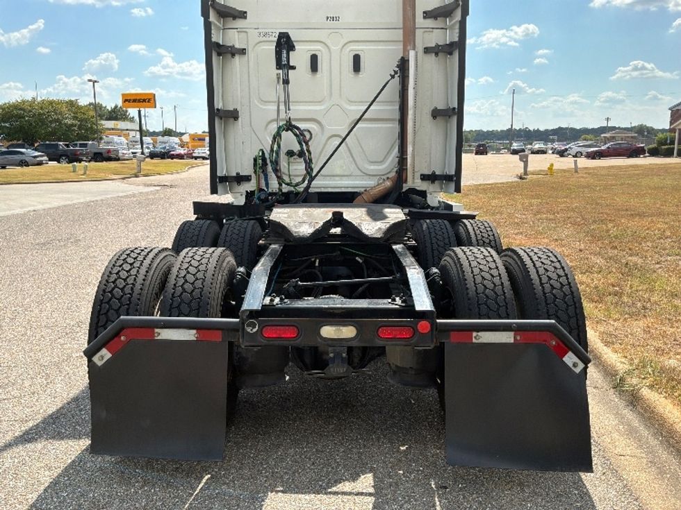 Sleeper Tractor-Heavy Duty Tractors-Freightliner-2020-T12664ST-Montgomery-AL-407,581\n\t\tmiles-$ 73,000 - Image 6