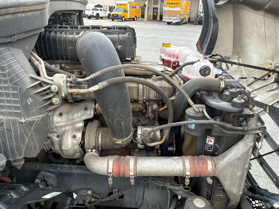 Sleeper Tractor-Heavy Duty Tractors-Freightliner-2020-T12664ST-Montgomery-AL-511,832\n\t\tmiles-$ 60,000 - Image 20