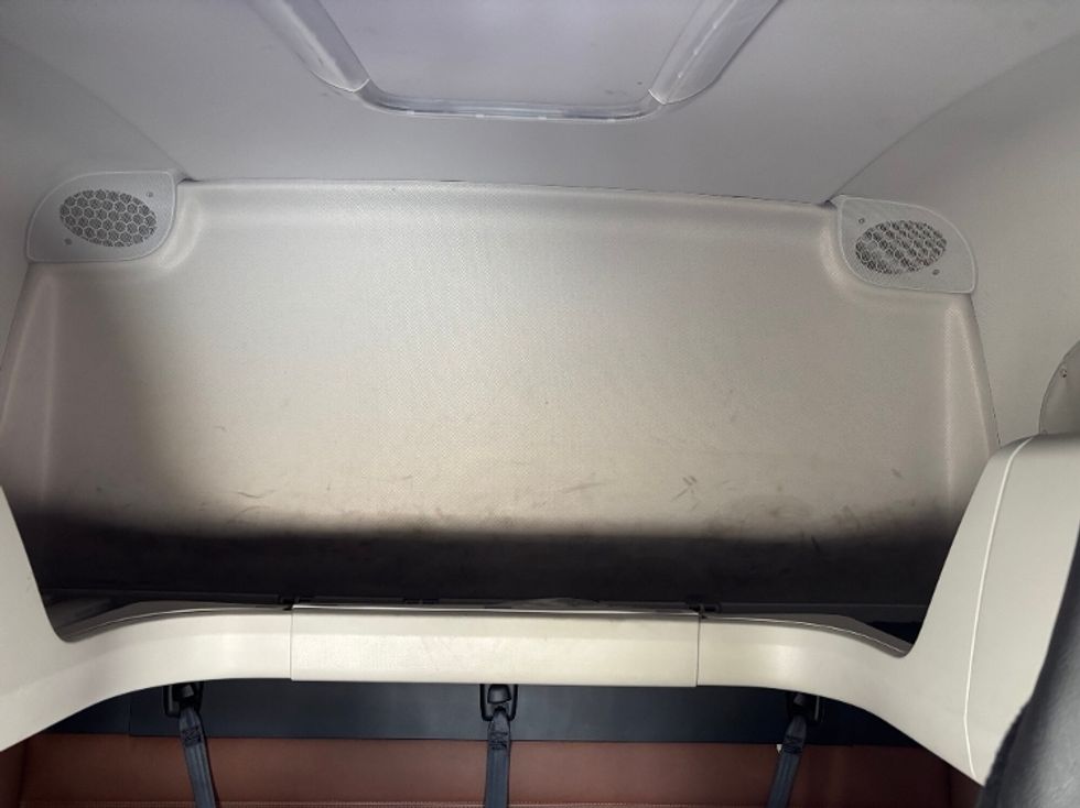 Sleeper Tractor-Heavy Duty Tractors-Freightliner-2020-T12664ST-Montgomery-AL-583,073\n\t\tmiles-$ 51,750 - Image 22