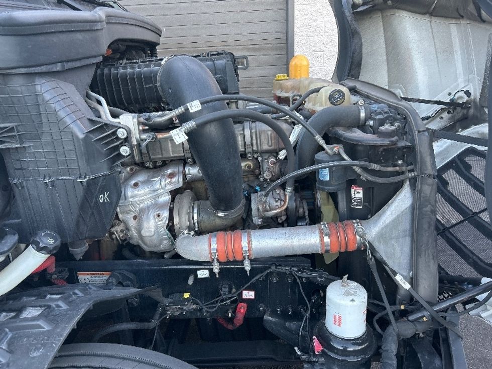 Sleeper Tractor-Heavy Duty Tractors-Freightliner-2020-T12664ST-North Bergen-NJ-537,501\n\t\tmiles-$ 52,500 - Image 20