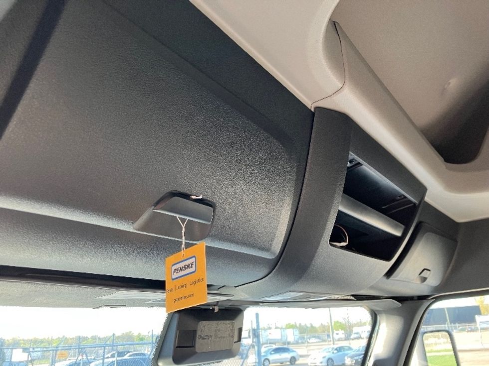 Sleeper Tractor-Heavy Duty Tractors-Freightliner-2020-T12664ST-North Las Vegas-NV-596,832\n\t\tmiles-$ 59,500 - Image 13