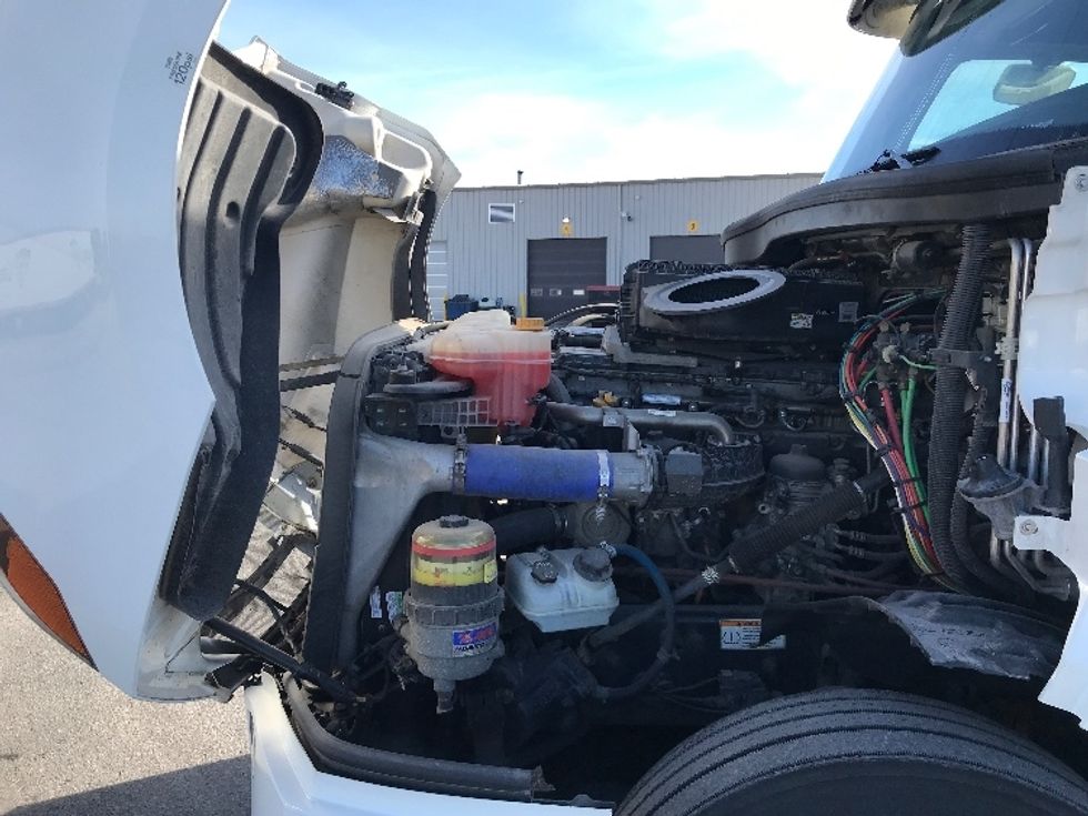 Sleeper Tractor-Heavy Duty Tractors-Freightliner-2020-T12664ST-North Liberty-IA-530,930\n\t\tmiles-$ 56,750 - Image 21