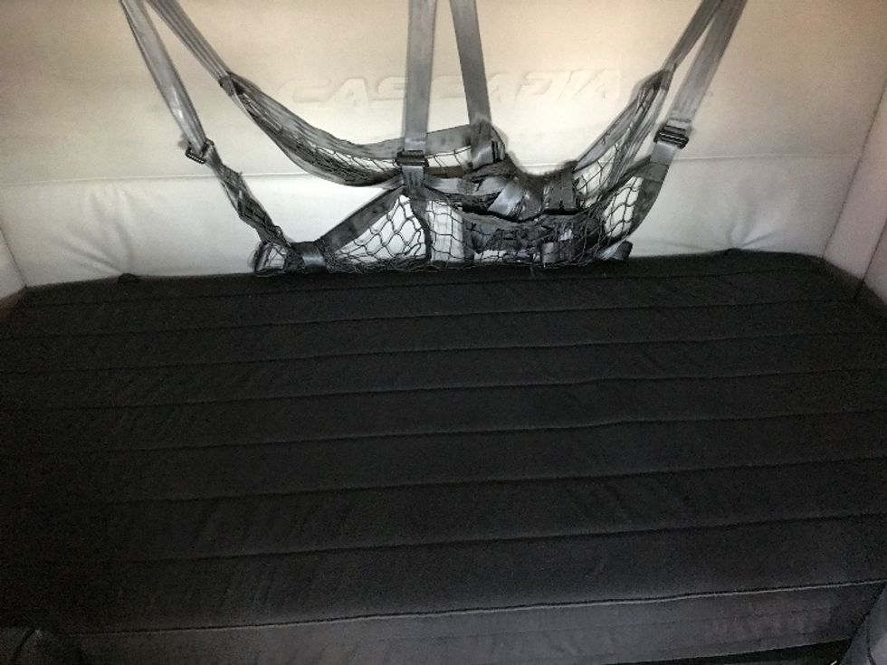 Sleeper Tractor-Heavy Duty Tractors-Freightliner-2020-T12664ST-North Liberty-IA-595,593\n\t\tmiles-$ 52,500 - Image 16