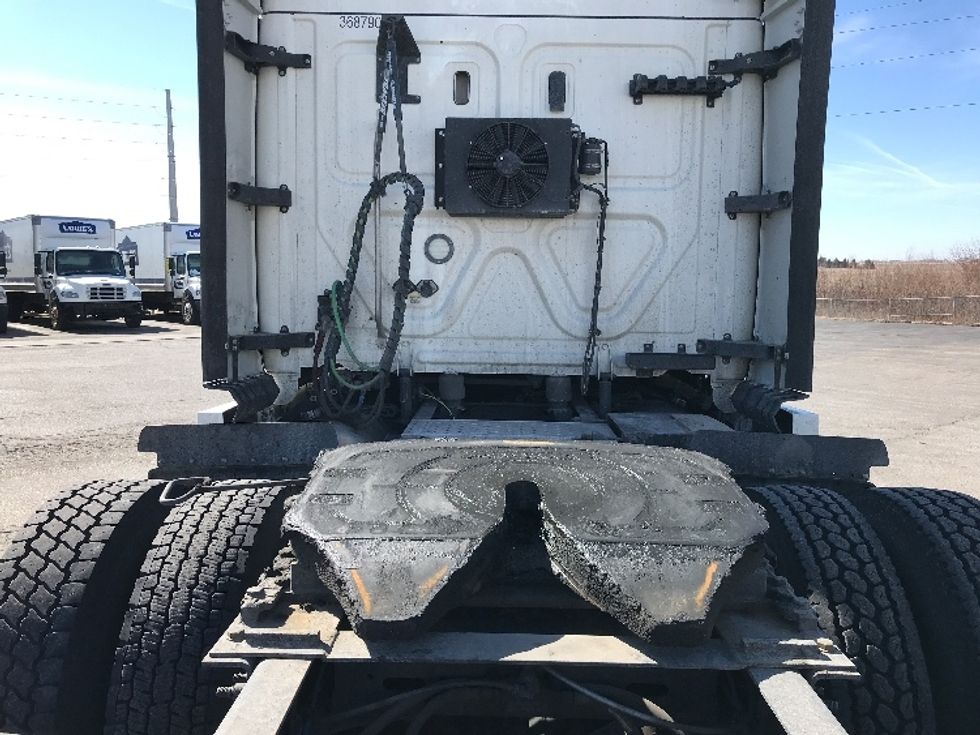 Sleeper Tractor-Heavy Duty Tractors-Freightliner-2020-T12664ST-North Liberty-IA-595,593\n\t\tmiles-$ 52,500 - Image 6