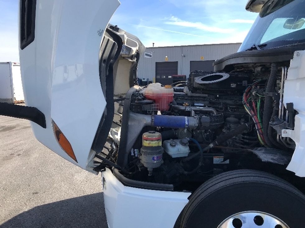 Sleeper Tractor-Heavy Duty Tractors-Freightliner-2020-T12664ST-North Liberty-IA-599,668\n\t\tmiles-$ 52,250 - Image 21