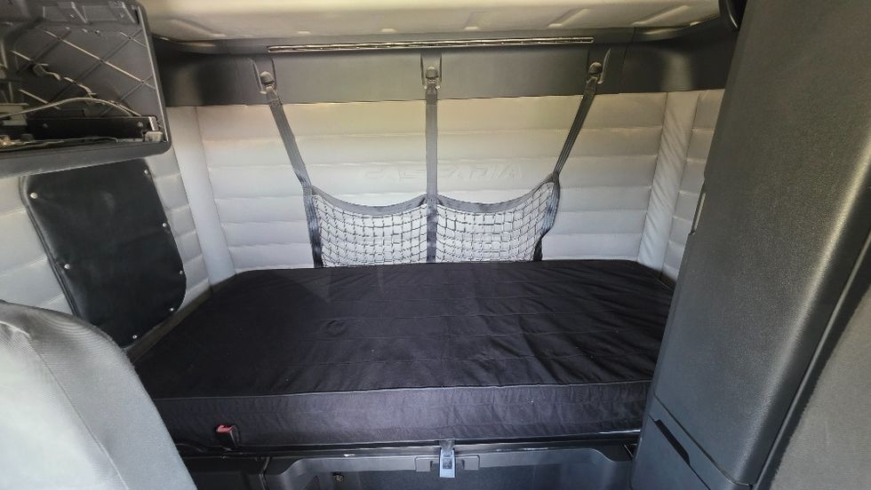 Sleeper Tractor-Heavy Duty Tractors-Freightliner-2020-T12664ST-Odessa-TX-223,465\n\t\tmiles-$ 85,750 - Image 16