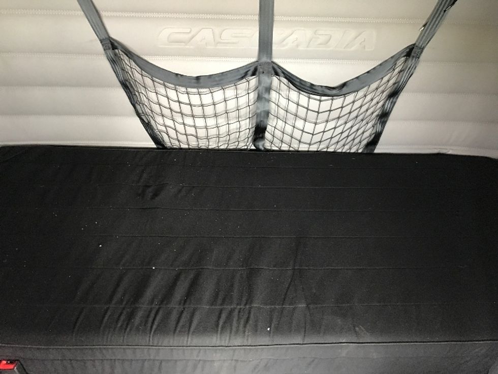 Sleeper Tractor-Heavy Duty Tractors-Freightliner-2020-T12664ST-Oklahoma City-OK-258,585\n\t\tmiles-$ 83,750 - Image 16